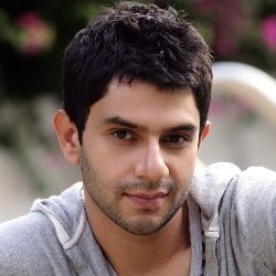 Arjun Mathur Biography, Age, Height, Weight, Family, Wiki & More