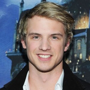 Freddie Stroma Biography, Age, Height, Weight, Family, Wife, Children, Facts, Wiki & More