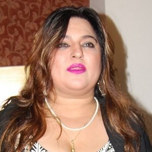 Dolly Bindra Biography, Age, Height, Weight, Family, Caste, Wiki & More