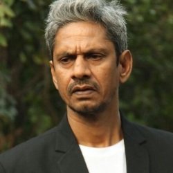 Vijay Raaz Biography, Age, Wife, Children, Family, Caste, Facts, Height, weight, Wiki & More