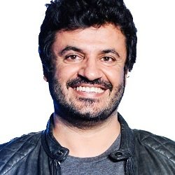 Vikas Bahl (Filmmaker) Biography, Age, Height, Wife, Children, Family, Facts, Caste, Wiki & More