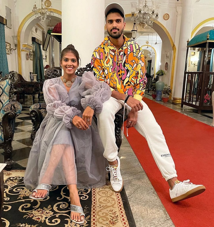 Washington Sundar (Cricketer) Biography, Age, Height, Girlfriend, Family, Facts, Wiki & More