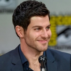 David Giuntoli Biography, Age, Height, Weight, Family, Wiki & More