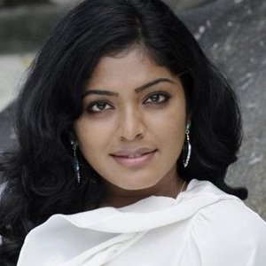 Rima Kallingal Biography, Age, Height, Family, Husband, Children, Facts, Caste, Wiki & More