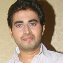 Yash Sinha Biography, Age, Wife, Children, Family, Caste, Wiki & More