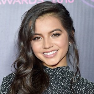 Isabela Moner Biography, Age, Height, Weight, Family, Wiki & More