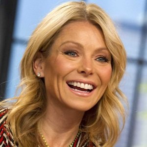 Kelly Ripa Biography, Age, Height, Husband, Children, Family, Facts ...