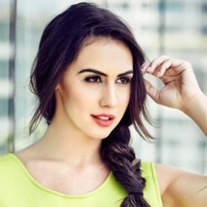 Lauren Gottlieb Biography, Age, Height, Weight, Boyfriend, Family, Wiki & More